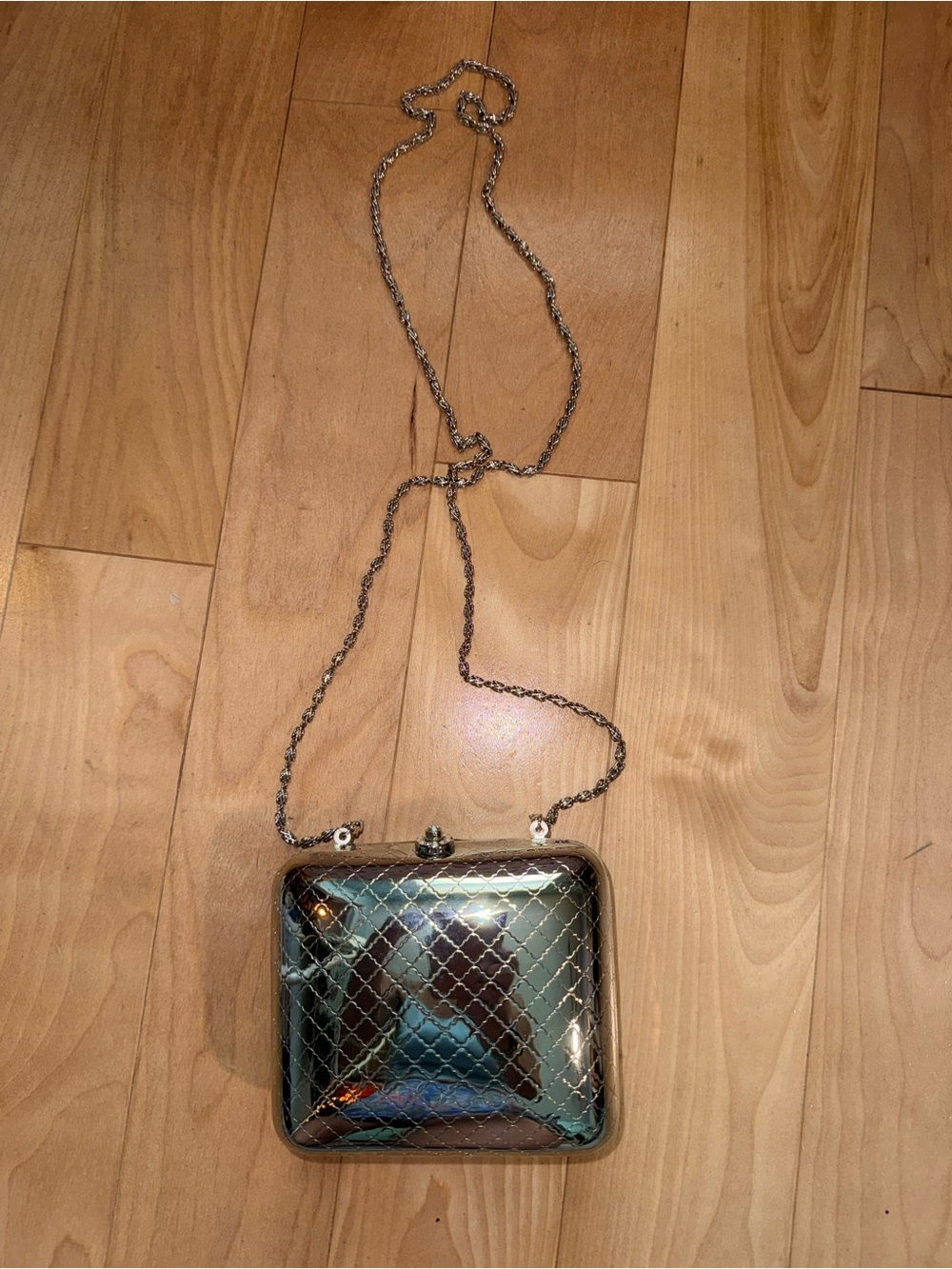 Vintage hard shell Sasha silver quilted evening clutch with dust bag NWOT